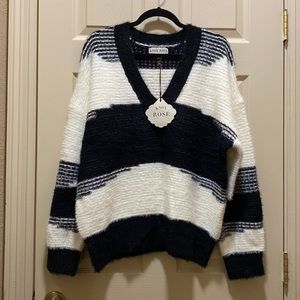 XL Black and White Sweater